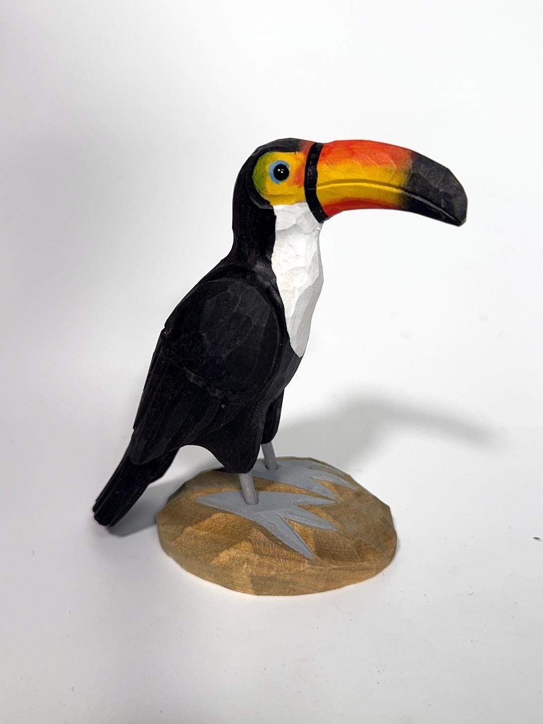 Handmade Wooden Toucan Statue, Tropical Bird Figurine, Colorful Jungle Decor, Bird Watcher Gift, Tiki Bar Accent