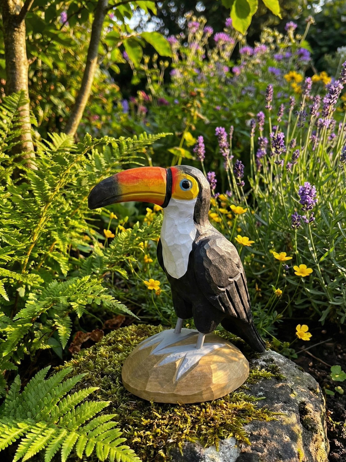 Handmade Wooden Toucan Statue, Tropical Bird Figurine, Colorful Jungle Decor, Bird Watcher Gift, Tiki Bar Accent