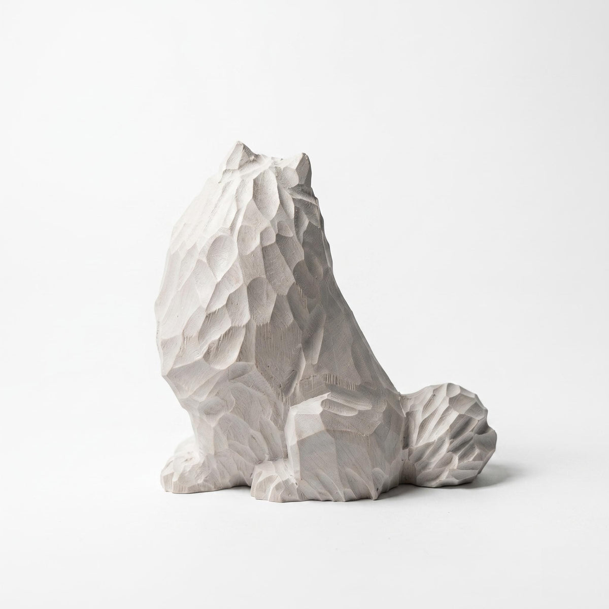 Whimsical White Samoyed Wood Carving Geometric Fluffy Dog Figurine Minimalist Pet Memorial Unique Gift for Dog Lovers Desk Decor