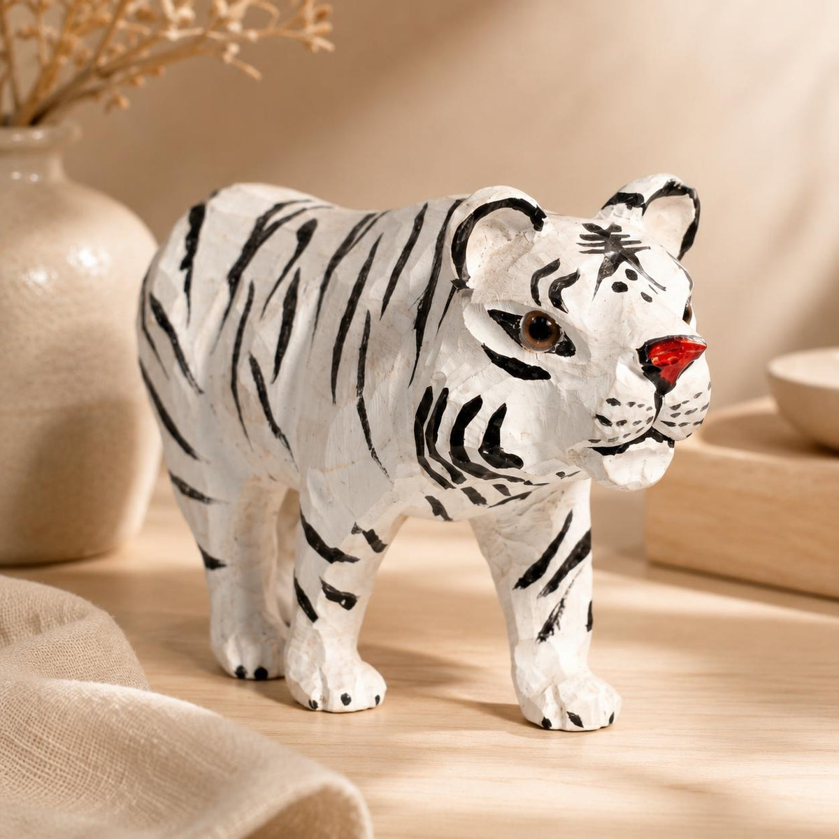 Hand-carved Wooden Big Cat Figurines Safari Animal Nursery Decor Faceted Wood Art Tiger Leopard Cheetah Statue Gift for Animal Lover
