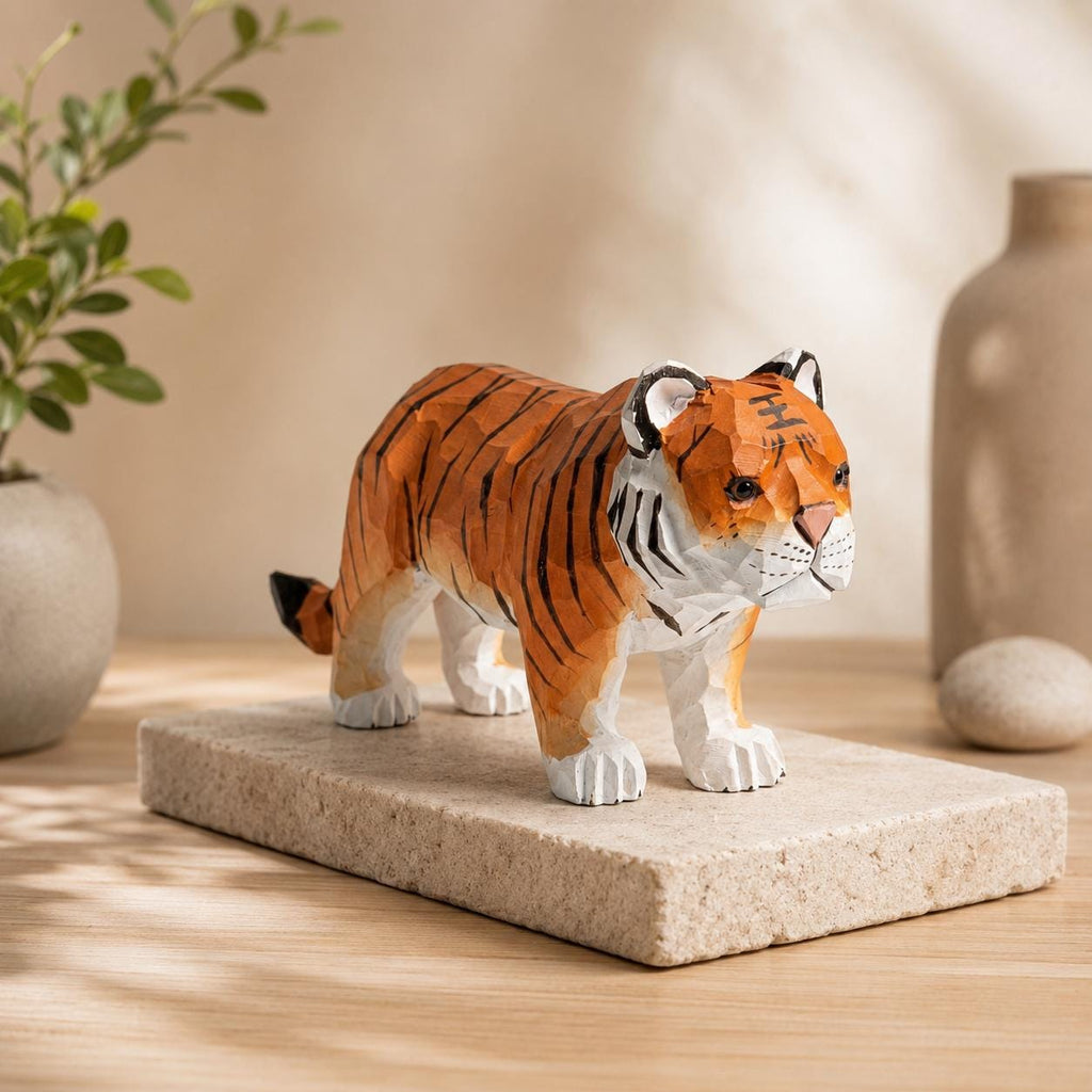 Hand-carved Wooden Big Cat Figurines Safari Animal Nursery Decor Faceted Wood Art Tiger Leopard Cheetah Statue Gift for Animal Lover