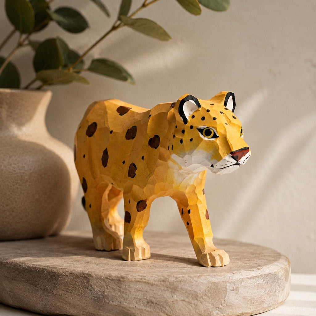 Hand-carved Wooden Big Cat Figurines Safari Animal Nursery Decor Faceted Wood Art Tiger Leopard Cheetah Statue Gift for Animal Lover