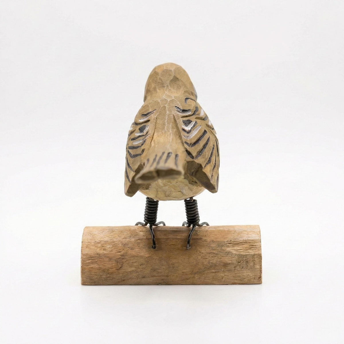 Hand-Carved Wooden Robin Figurine, Rustic Bird Decor on Log Base, Whimsical Nature Lover Gift, Woodland Animal Art, Desk Decor