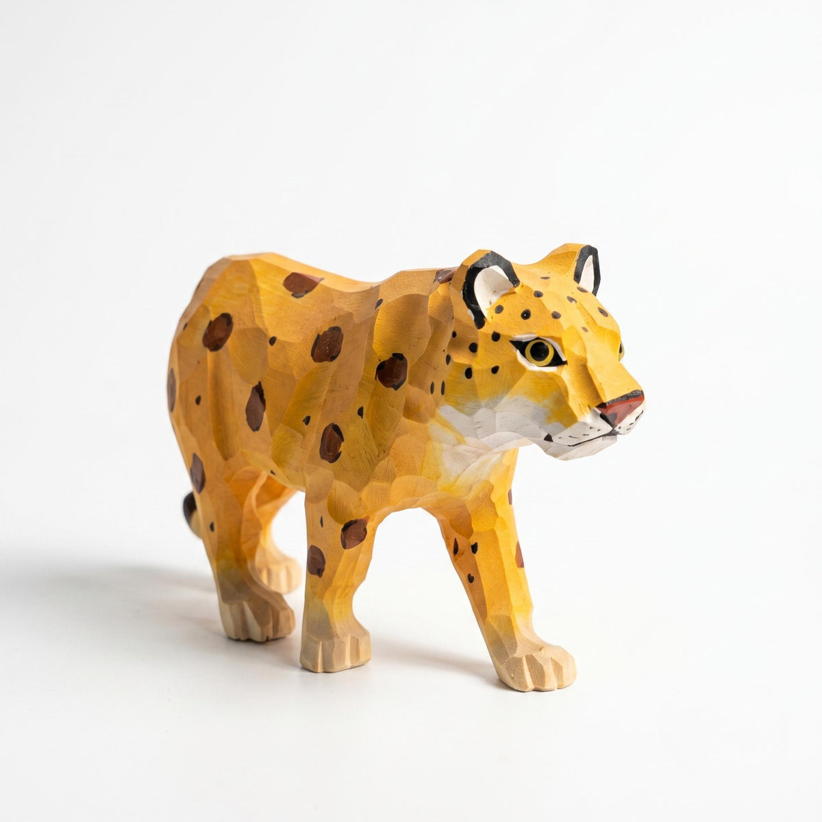 Hand-carved Wooden Big Cat Figurines Safari Animal Nursery Decor Faceted Wood Art Tiger Leopard Cheetah Statue Gift for Animal Lover